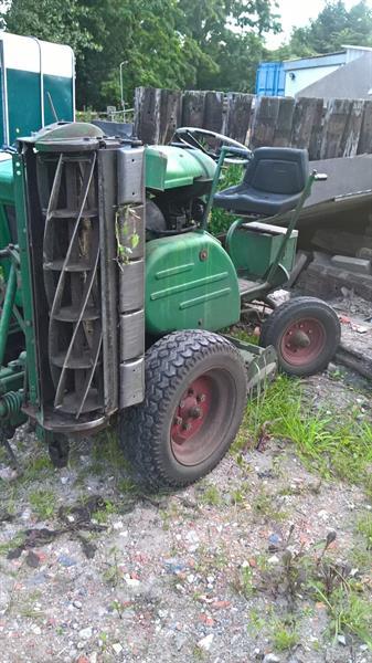 Grote foto kooimaaier zitmaaier tuin en terras grasmaaiers