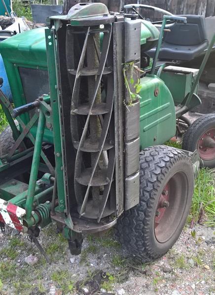 Grote foto kooimaaier zitmaaier tuin en terras grasmaaiers