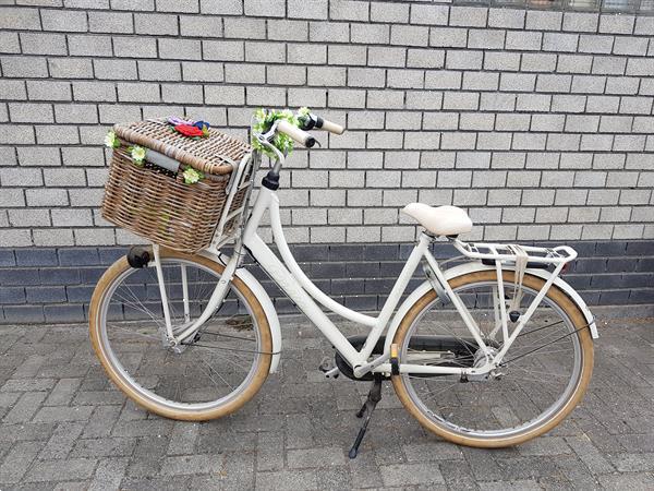 Grote foto batavus diva beige framemaat 56 met mand fietsen en brommers omafietsen