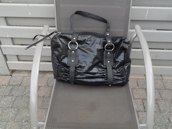 Grote foto verschillende handtassen te koop sieraden tassen en uiterlijk damestassen