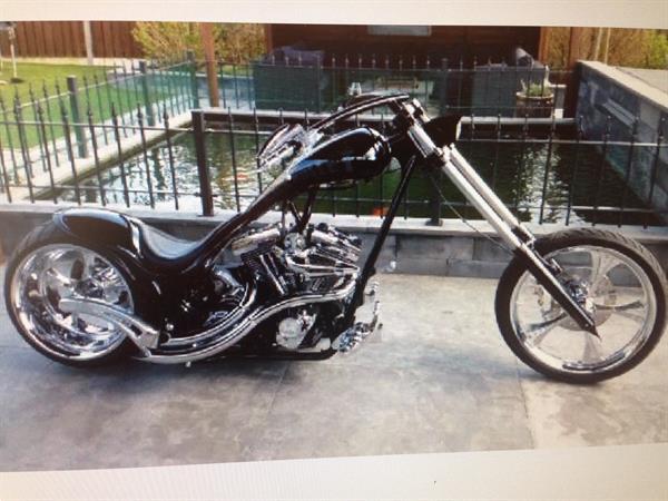 Grote foto harley black bullet chopper motoren harley davidson