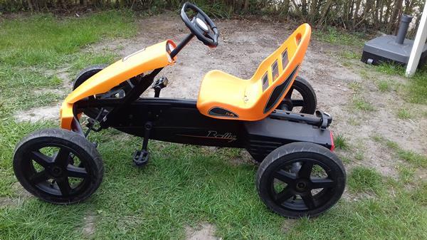 Grote foto gokart fietsen en brommers jongensfietsen