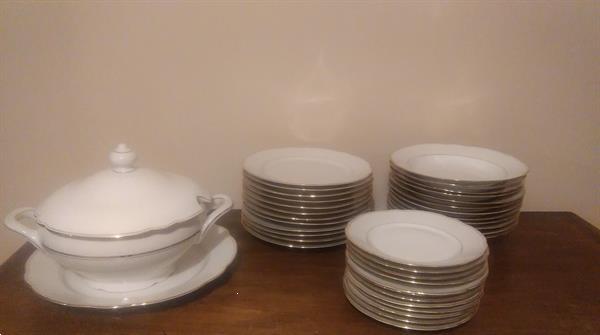 Grote foto bavaria servies wit met gouden rand antiek en kunst servies compleet
