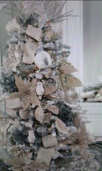 Grote foto huur feestelijke kerstbomen met versiering diensten en vakmensen feesten