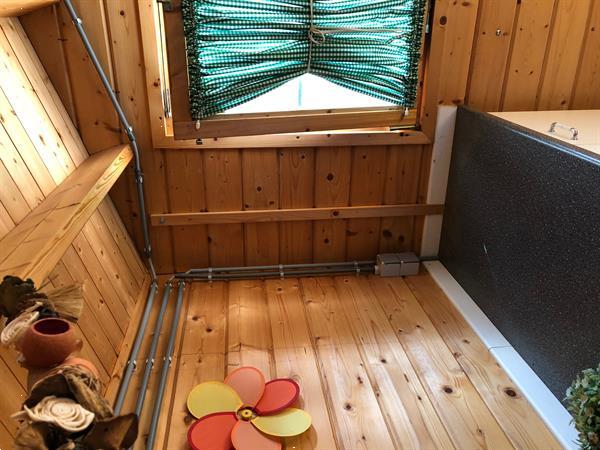 Grote foto tuinhuis met ingebouwde keuken tuin en terras tuinhuisjes en blokhutten