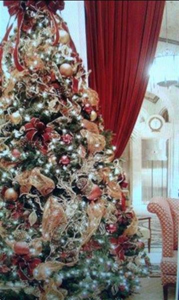 Grote foto levering van versierde kerstbomen huur kerstboom diversen kerst