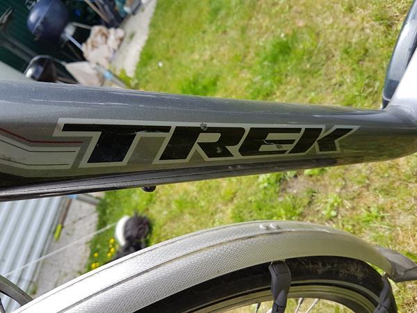 Grote foto te koop elektrische fiets merk trek 7 jaar oud fietsen en brommers damesfietsen