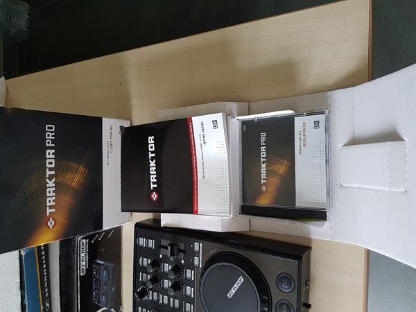 Grote foto mengpaneel reloop audio tv en foto mengpanelen