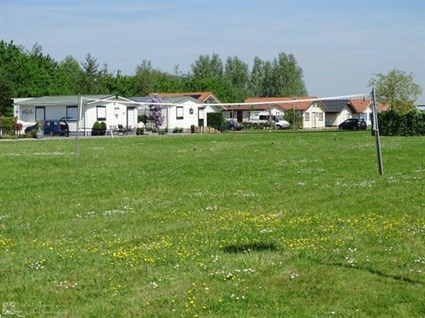 Grote foto chalet voor 6 personen op een rustig familiepark in sint ann vakantie overige vakantiewoningen huren