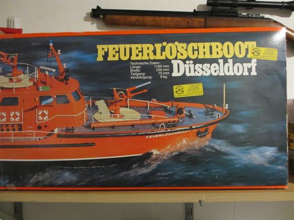 Grote foto bouwpakket feuerloschboot dusseldorf 1 25 hobby en vrije tijd boten en schepen