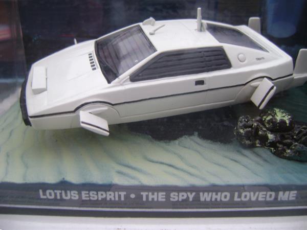 Grote foto verzameling autos uit de james bond 007 filmen verzamelen speelgoed