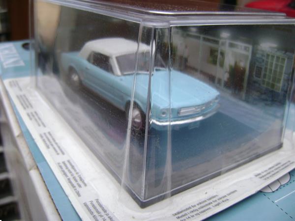 Grote foto verzameling autos uit de james bond 007 filmen verzamelen speelgoed