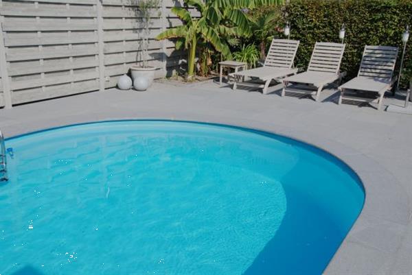 Grote foto mooie grijze graniet vr terras zwembad trappen doe het zelf en verbouw metselstenen
