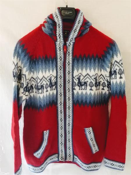 Grote foto rode alpacavest peru alpacatruien kleding heren truien en vesten