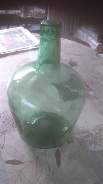 Grote foto grote groene glazen fles vaas antiek en kunst vazen