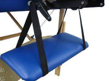 Grote foto nieuw professionele massage tafel met extra sport en fitness massageproducten