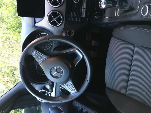 Grote foto mercedes benz b180 be edition 2017 auto mercedes