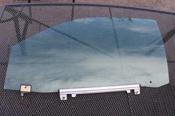 Grote foto zijruit mercedes benz clk w208 auto onderdelen overige auto onderdelen