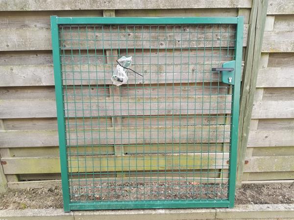 Grote foto bekaert poortje tuin en terras hekken en schuttingen
