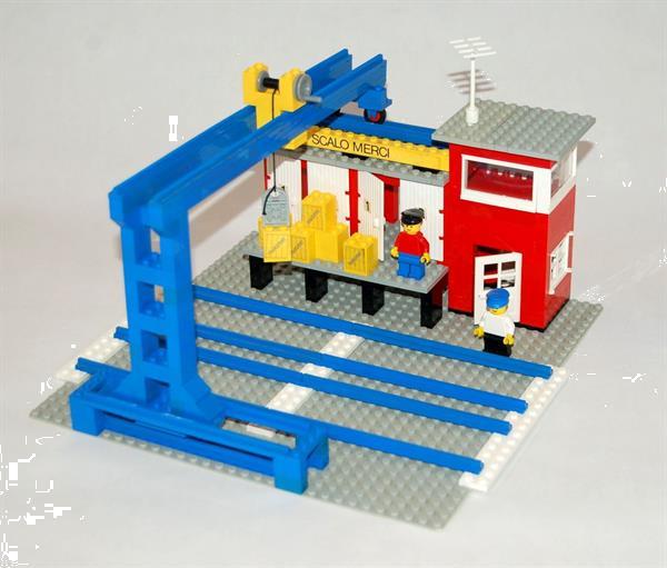 Grote foto lego treinen 4 5v goederenstation 165 kinderen en baby duplo en lego
