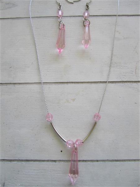 Grote foto oorbellen halsketting met zachtroze kegeltjes sieraden tassen en uiterlijk juwelen voor haar