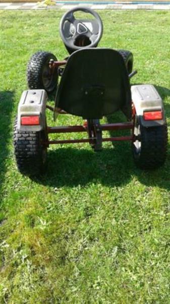 Grote foto gocart kinderen en baby skelters