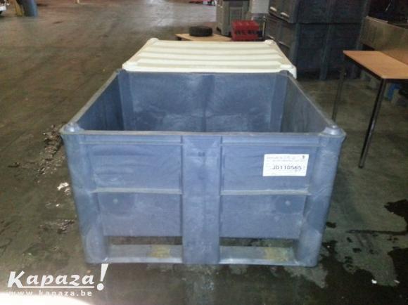 Grote foto bakken kisten kunststof pvc plastiek 600 l agrarisch kisten