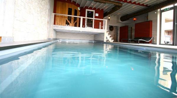 Grote foto landhuis voor 20 p. met binnenzwembad en jacuzzi vakantie belgi