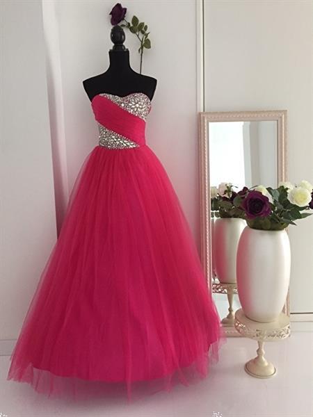Grote foto prinsessenjurk sissi jurk verlovingsjurken kleding dames trouwkleding