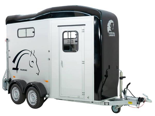 Grote foto cheval libert touring country315 x 167 2000 kg paardentrai dieren en toebehoren paarden accessoires