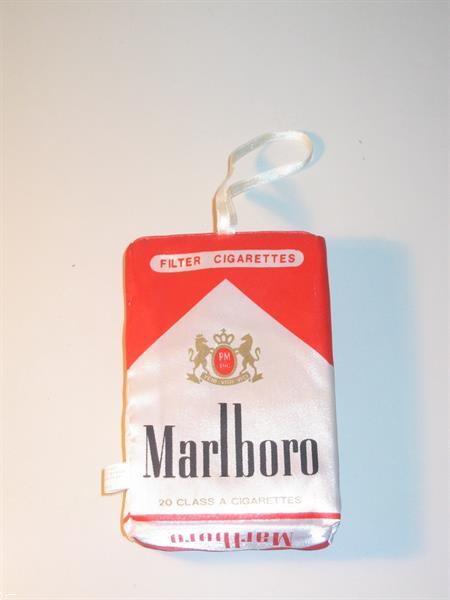 Grote foto filter cigarettes marlboro auto diversen overige accessoires