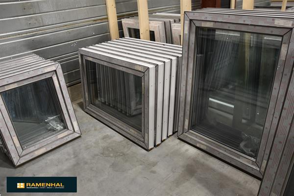 Grote foto ramen deuren schuiframen stockverkoop ramenhal doe het zelf en verbouw kozijnen en schuifpuien