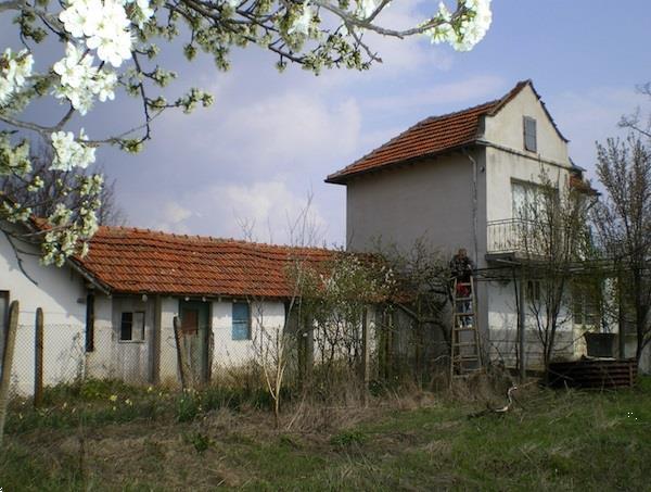 Een Huis met 2 Verdiepingen en Tuin Kopen | Bestaand Europa