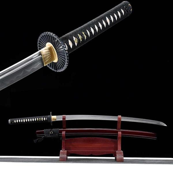 Grote foto zwaarden en samurai zwaarden zwaard sabel mes verzamelen militaria tweede wereldoorlog