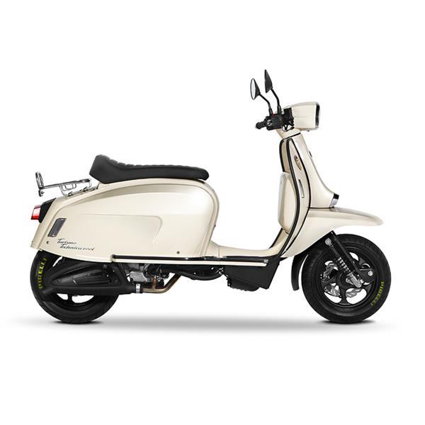 Grote foto scooter scomadi tt 125cc fietsen en brommers scooters