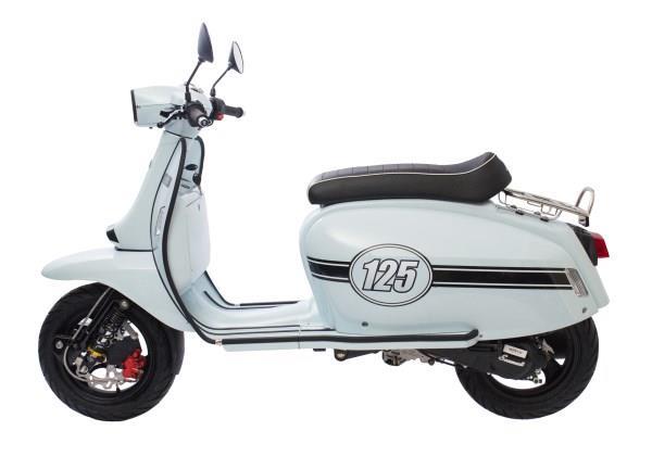 Grote foto scooter scomadi tt 125cc fietsen en brommers scooters