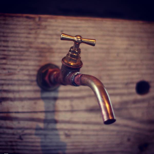 Grote foto koperen kraan koperen kranen keuken badkamer doe het zelf en verbouw sanitair