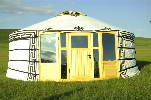 Grote foto luxe mongoolse yurts caravans en kamperen tenten