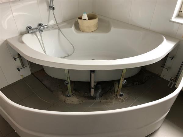 erts genezen injecteren Hoekbad 140cm met Thermostatische Kraan Kopen | Sanitair