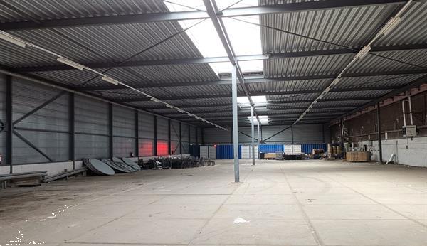 Grote foto staalconstructie 20x70m zakelijke goederen bedrijfs onroerend goed