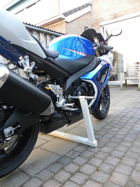 Grote foto gsx 1000 r suzuki paddockstand motoren onderhoudsmiddelen