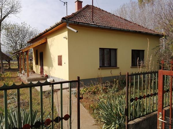 Grote foto hongarije te huur gerenoveerde woning huizen en kamers overige te huur