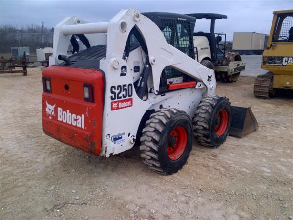 Grote foto bobcat s250 agrarisch graafmachines