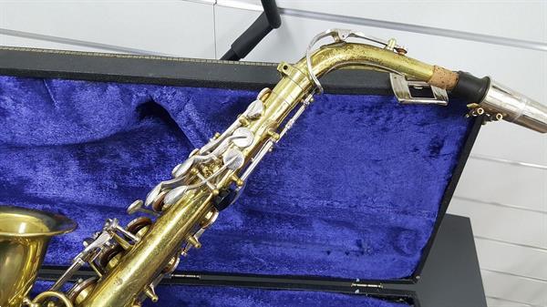 Grote foto altsaxofoon vintage uit de jaren 60 muziek en instrumenten saxofoons