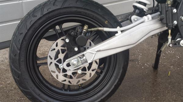 Grote foto bosuer moto 125cc homologu e motoren overige merken