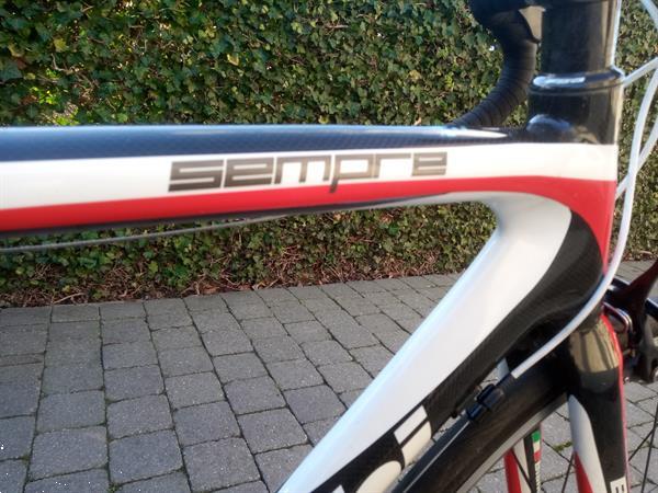 Grote foto bianchi sempre carbon fietsen en brommers racefietsen