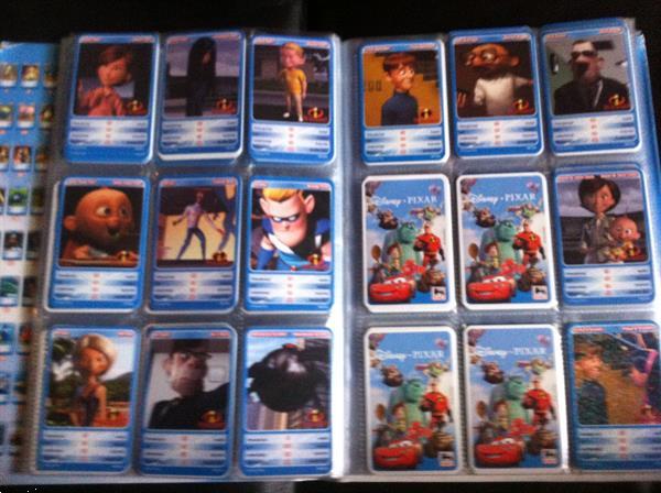 Grote foto disney pixar speelkaarten compleet boek verzamelen speelkaarten jokers en kwartetten