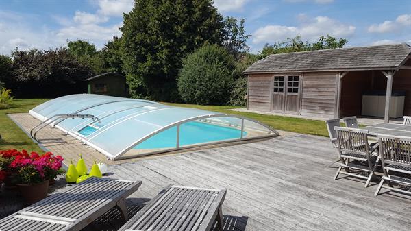 Grote foto zwembadoverdekking trap tuin en terras zwembaden en spa