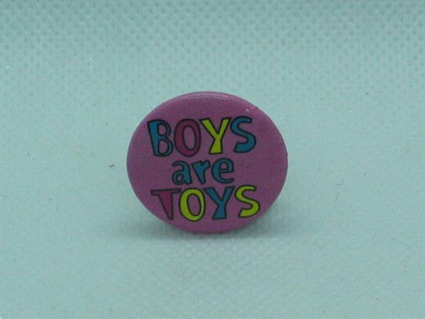 Grote foto button boys are toys verzamelen speldjes pins en buttons