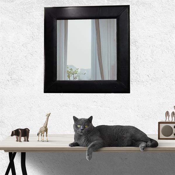 Grote foto een mooie spiegel met een frame gemaakt van echt leer vierk antiek en kunst spiegels